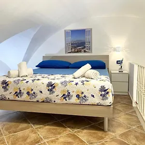 Apartamento Oikos, Nápoles